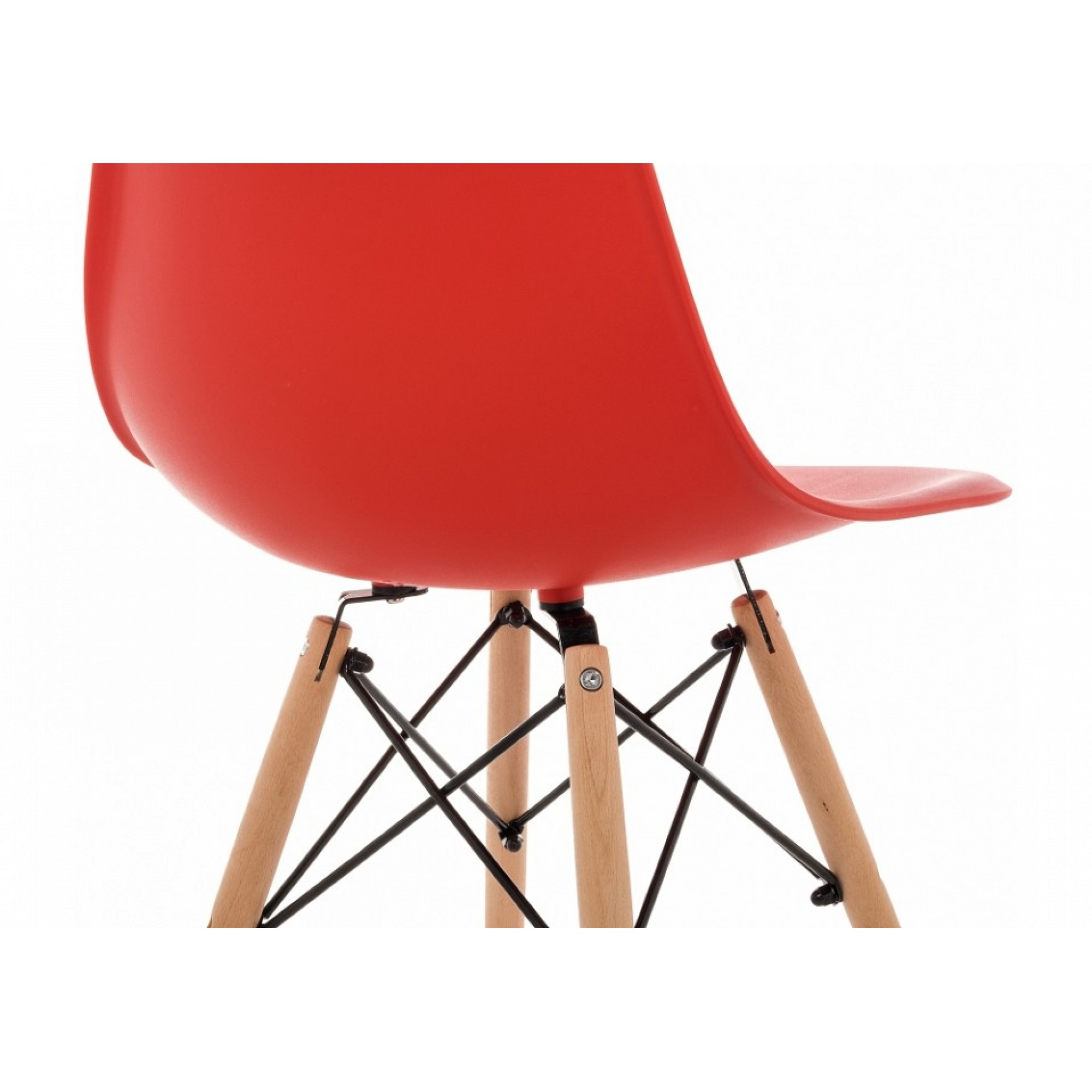 Стул Eames PC-015    WO_11180